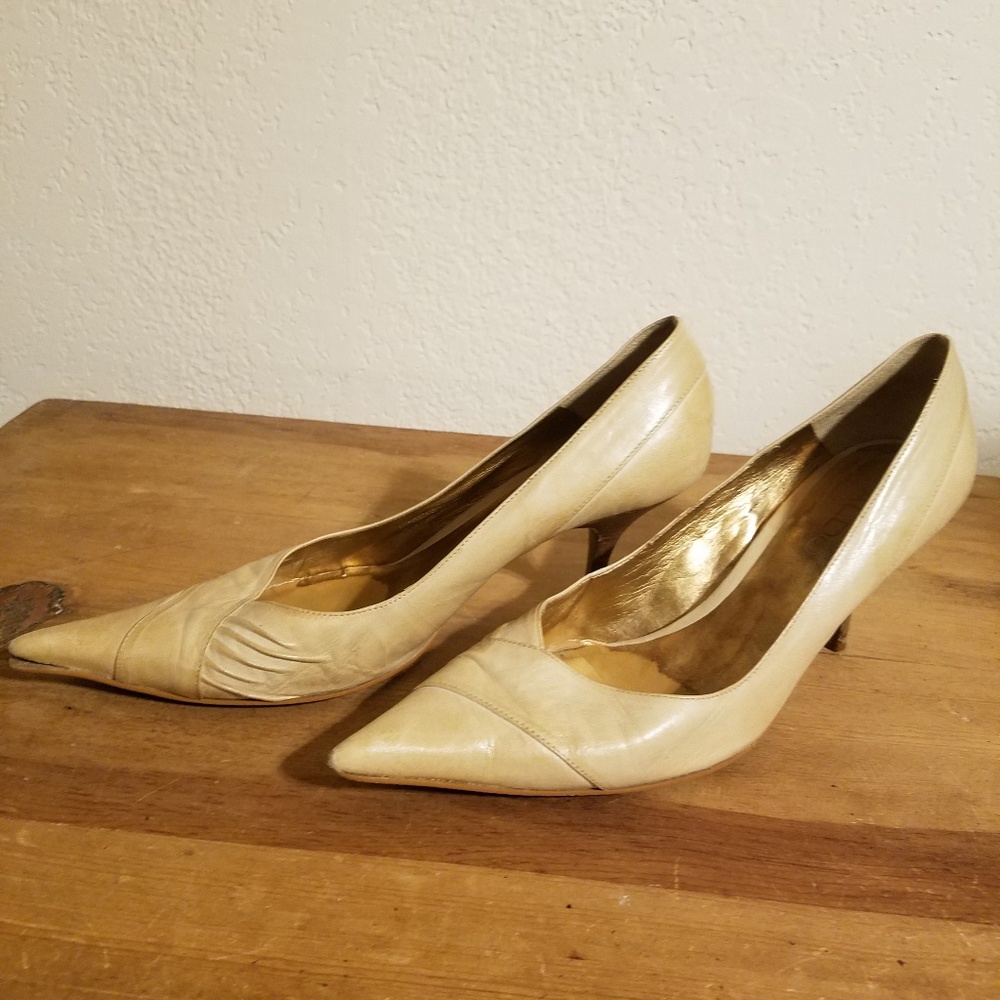 Aldo Tan Crisscross Pointed Toe Leather Pumps